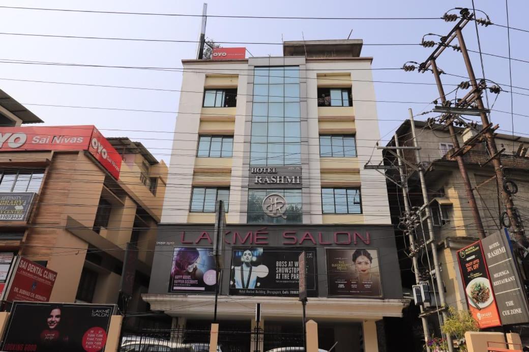 Hotel Rashmi Guwahati Exteriör bild